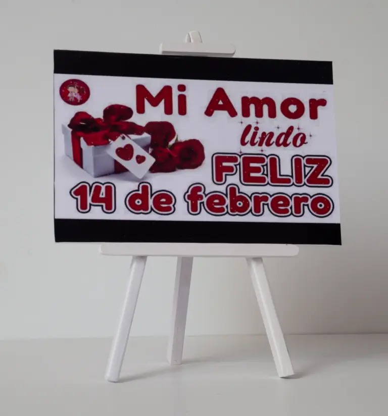 tripode dia enamorados 2 (Medium).webp